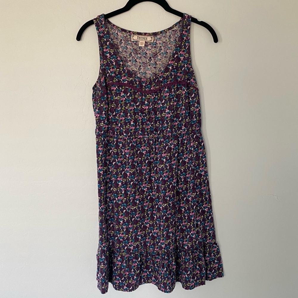 Purple Above Knee Tank Dress with Small Floral Pattern/ Size Medium